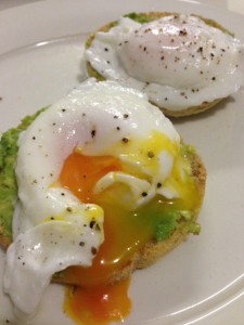 healthy breakfast - eggs and avocado on toast